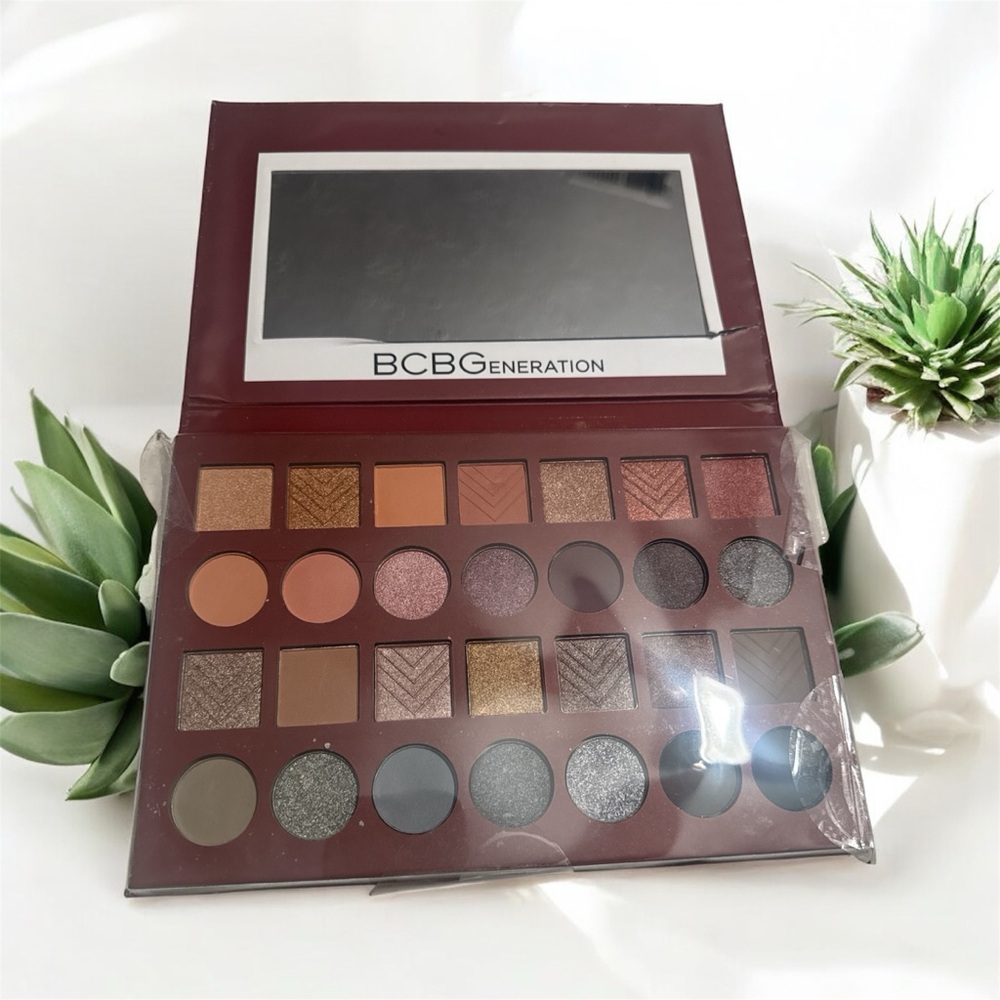 BCBGeneration Eyeshadow Palette - Earthy Tones